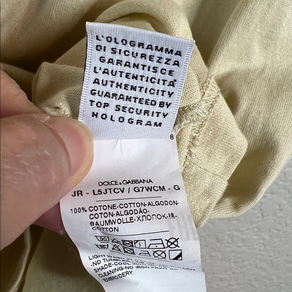 Dolce & Gabbana Beautiful Print Cream with Red Collar Top Size 9/10 - Picture 10 of 11